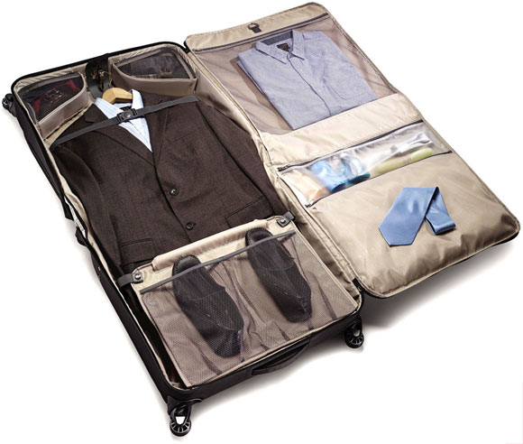 Samsonite Deluxe Voyager Garment Bag Review – Hang With Wheels